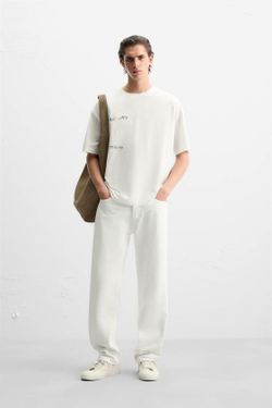 ZARA ФУТБОЛКА С КОНТРАСТНОЙ НАШИВКОЙ, ЖЕЛТОВАТО-БЕЛЫЙ