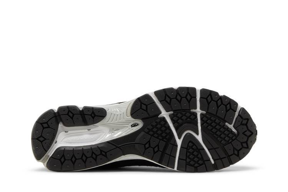Кроссовки New Balance Nb 2002R Goretex