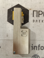 Allen-Bradley 2090-K6CK-D15M новое