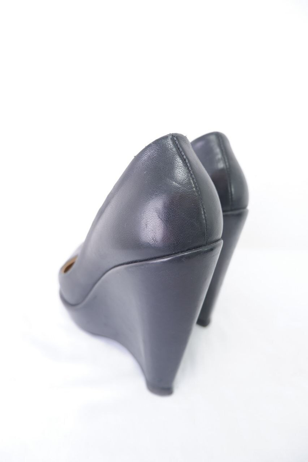 Туфли Tapeet кожаные 36 размер