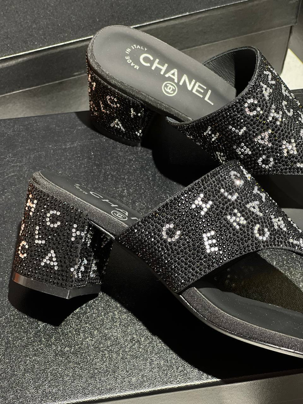 Шлепанцы Chanel