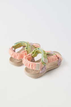 ZARA САНДАЛИИ С ПРИНТОМ, ЗЕЛЕНЫЙ