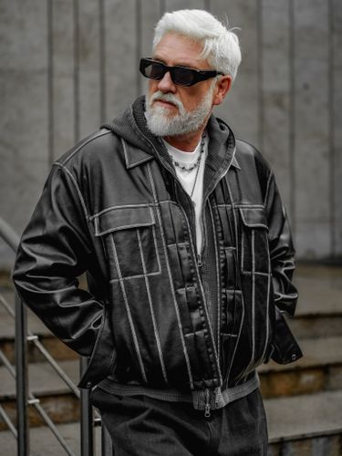 Кожаная куртка из эко-кожи