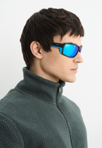 Спортивные очки GOG Mistral / Matt Black-Blue / Polarized White-Blue Lens