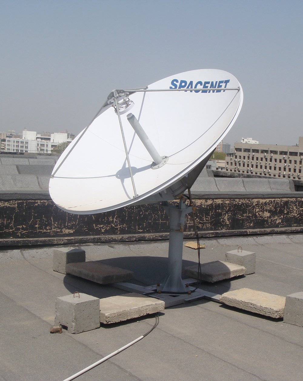 Антенна 3.0 м RxTx VSAT, Al, Az/El, Huaxin