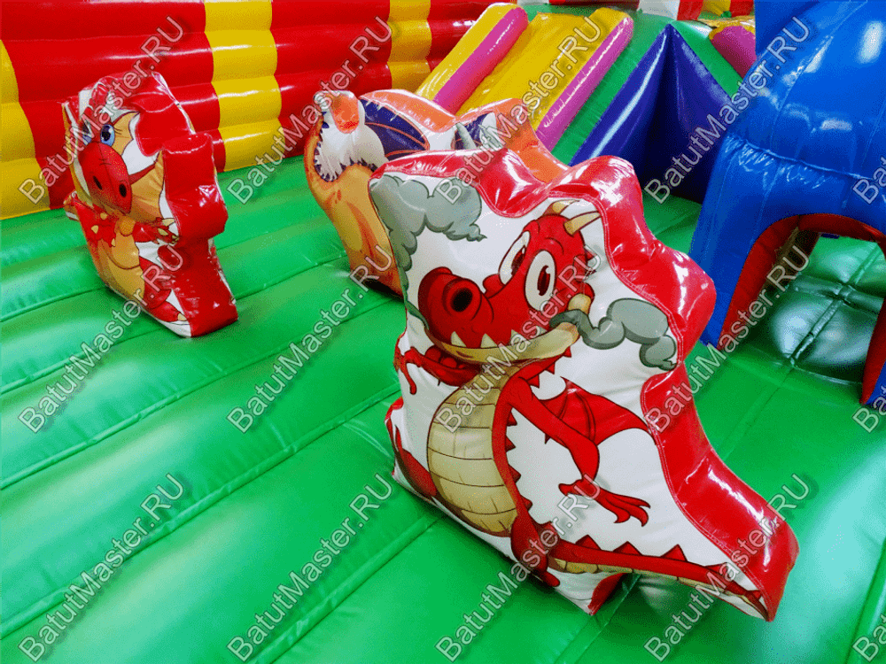 Недорогой батут "Красный дракон" 10*7*3.5 м