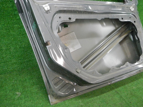 Дверь передняя левая Volvo V40 (2012-2019)