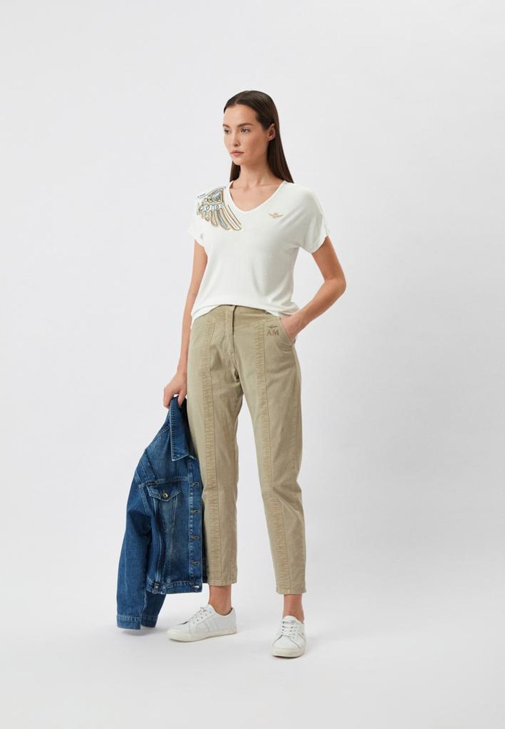 Футболка жен. AERONAUTICA 2110 беж.плече паетки вырез V