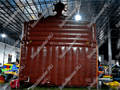 Надувной корабль "Весёлый Роджер Brown"