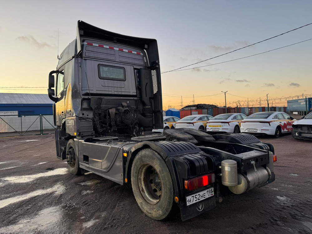 Foton AUMAN 4x2 Седельный тягач EST A 1844 AMT (Дизельный, 11,8 л, АТ, 450 л.с.)