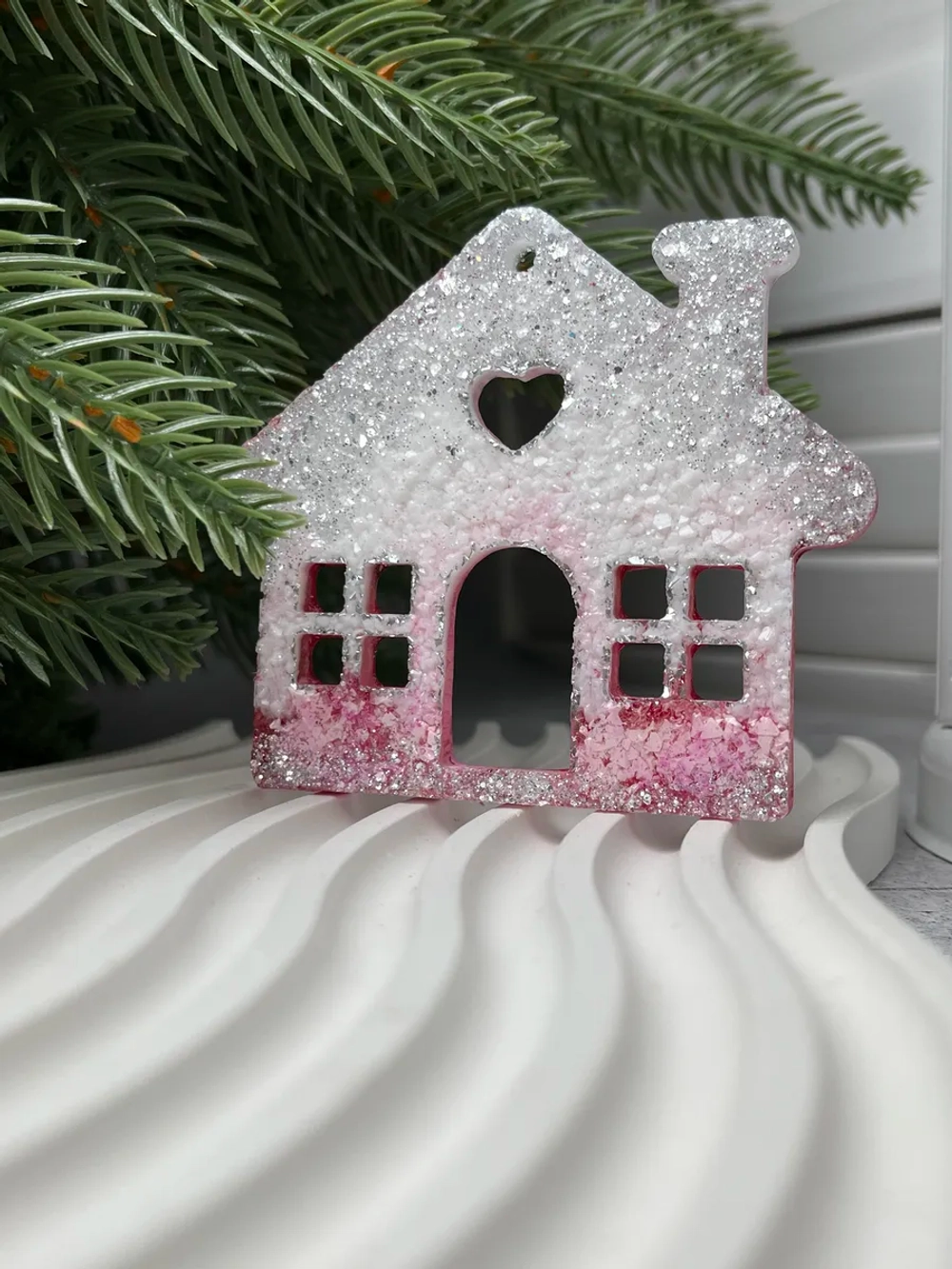 Новогодняя елочная игрушка Домик