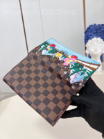 Louis Vuitton Sarah Wallet