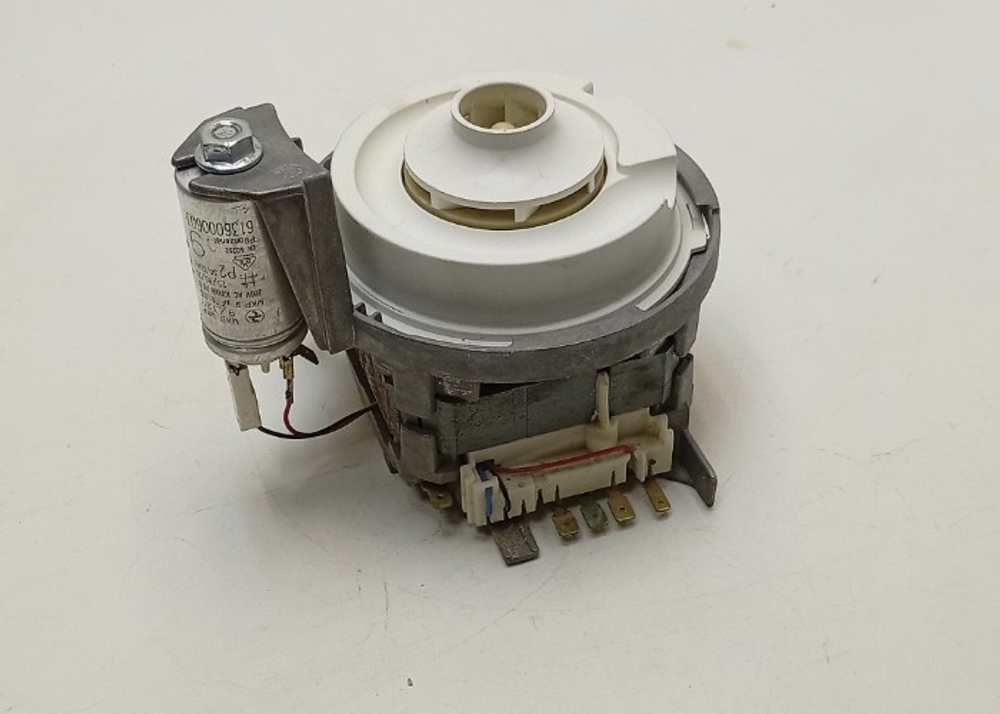 S59T45X0 ктп15 Циркуляционный насос для посудомоечной машины Bosch S59T45X0 б/у
