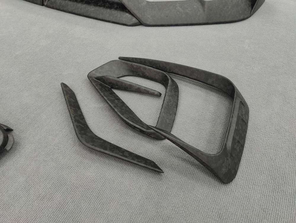 Карбоновый обвес для Bentley Continental GT 2024+ Бентли Континенталь