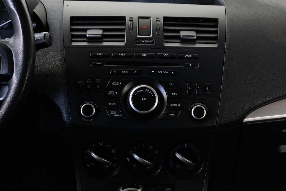 Mazda Mazda3, 2012 год