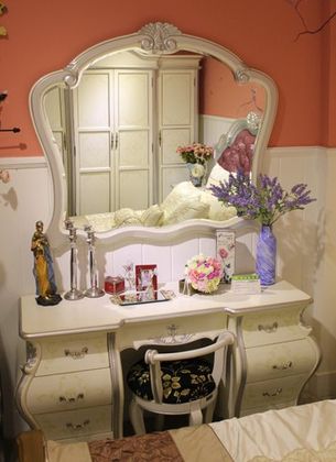 Комод с зеркалом 0231