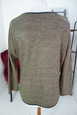 Джемпер красивый повседневный 50-52 размер