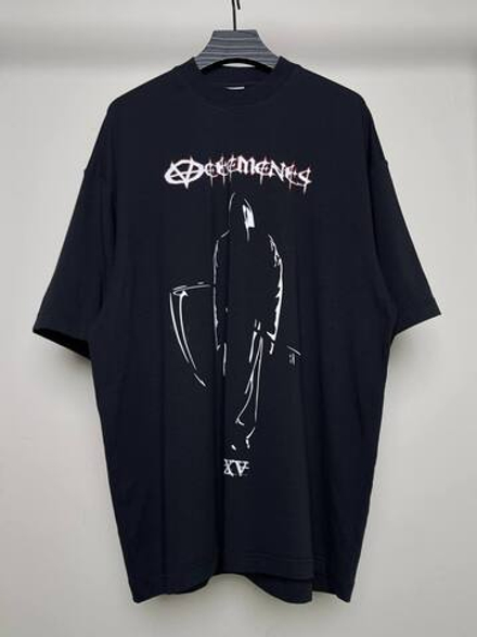 Футболка Vetements