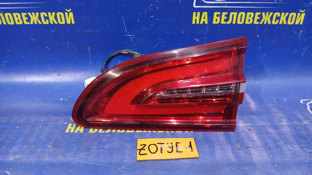 Вставка багажника левая ZOTYE T600 2017