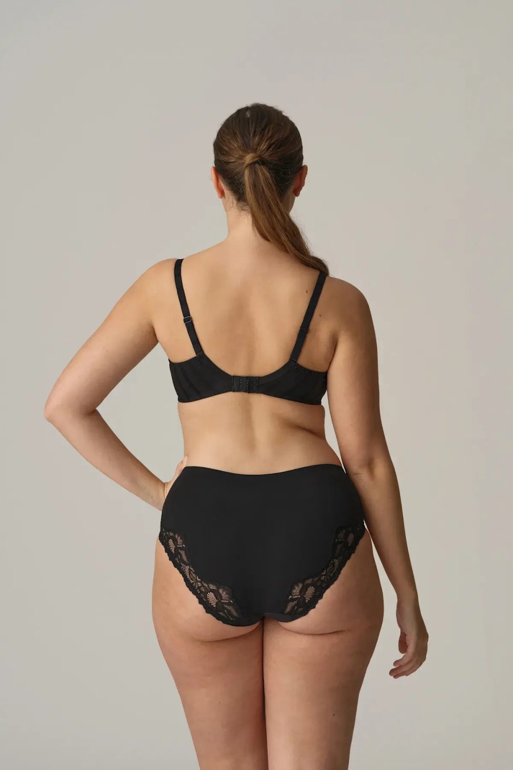 PRIMADONNA Twist Maldives Бюстгальтер с полной чашкой, черный