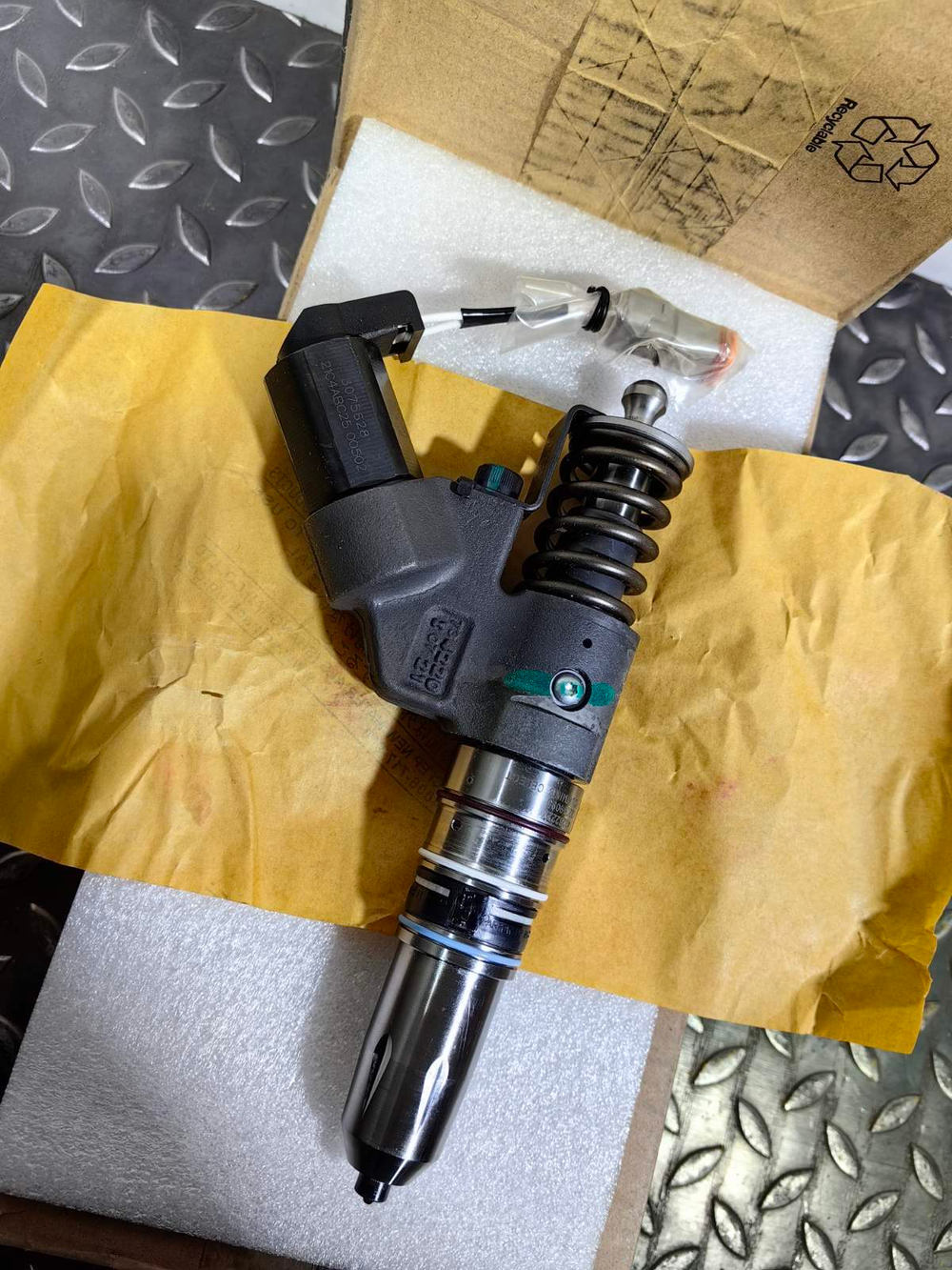 Форсунка 4026222 топливная