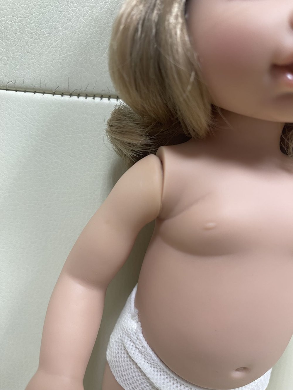 Уценка. Кукла для девочки 30cм Петит Кэрол без одежды (M14A2)