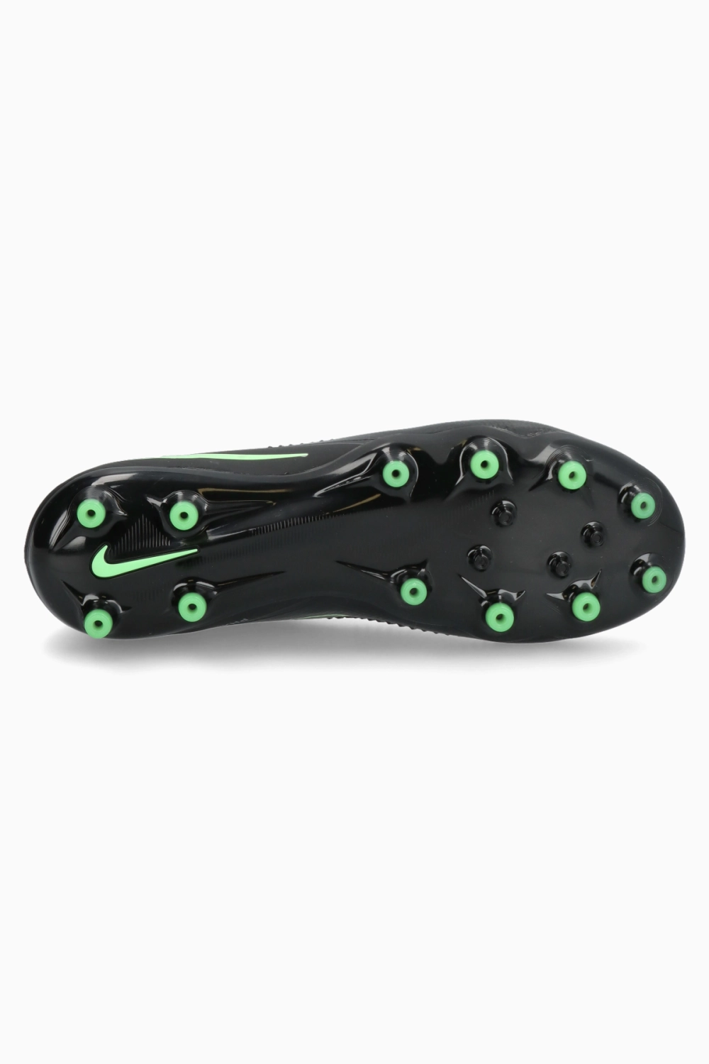 Бутсы Nike Phantom 6 Low Pro AG-Pro - черный