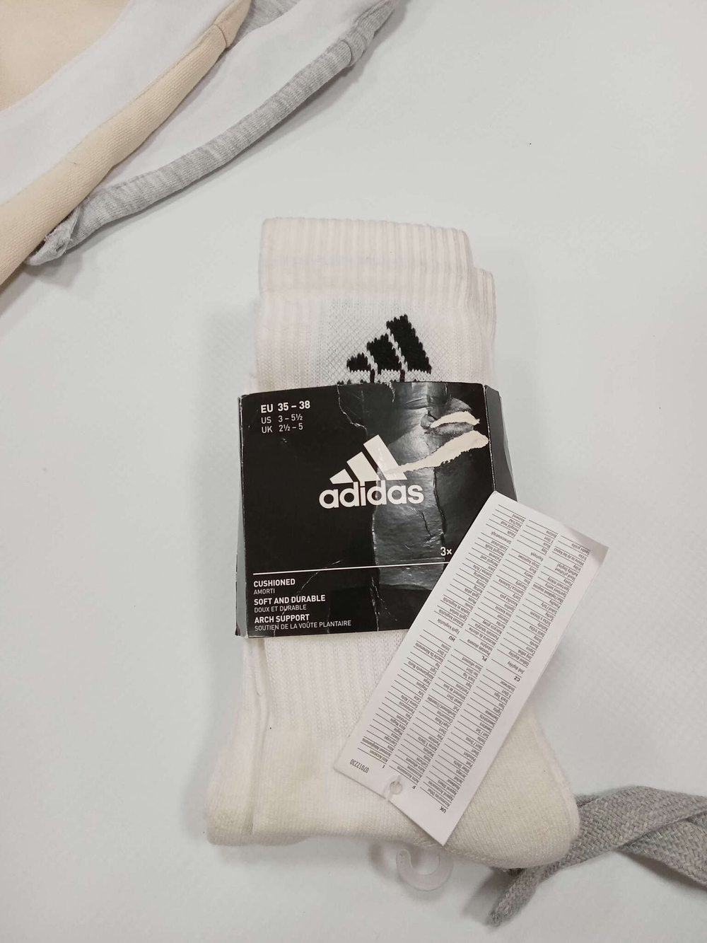 Носки спортивные белые addidas 3 пары в комплекте. Размер 40 русский.