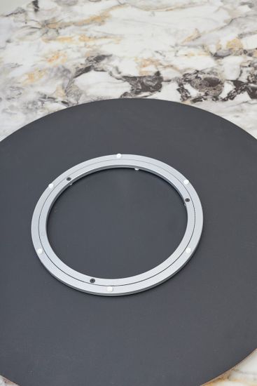 Стол КОЛИЗЕЙ D140 ARCTIC OCEAN, Белый мрамор, керамика / Черный каркас