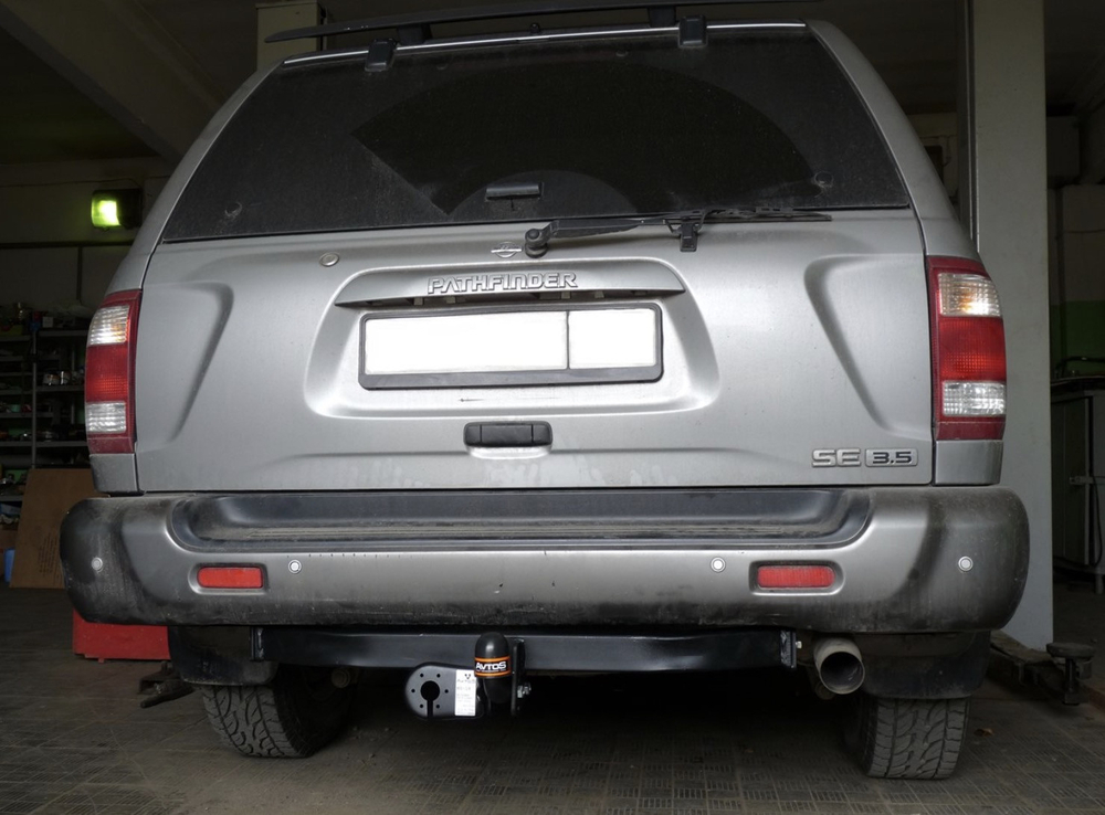 Фаркоп для Nissan Pathfinder R50 1996-2004, Infiniti QX4 1996-2003 Тип шара: A. Нагрузки: 1500/75 кг, NS 18