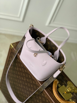 Louis Vuitton Neverfull Bandouliere Inside Out BB
