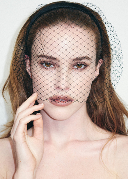 Вуаль черная на тонком ободке