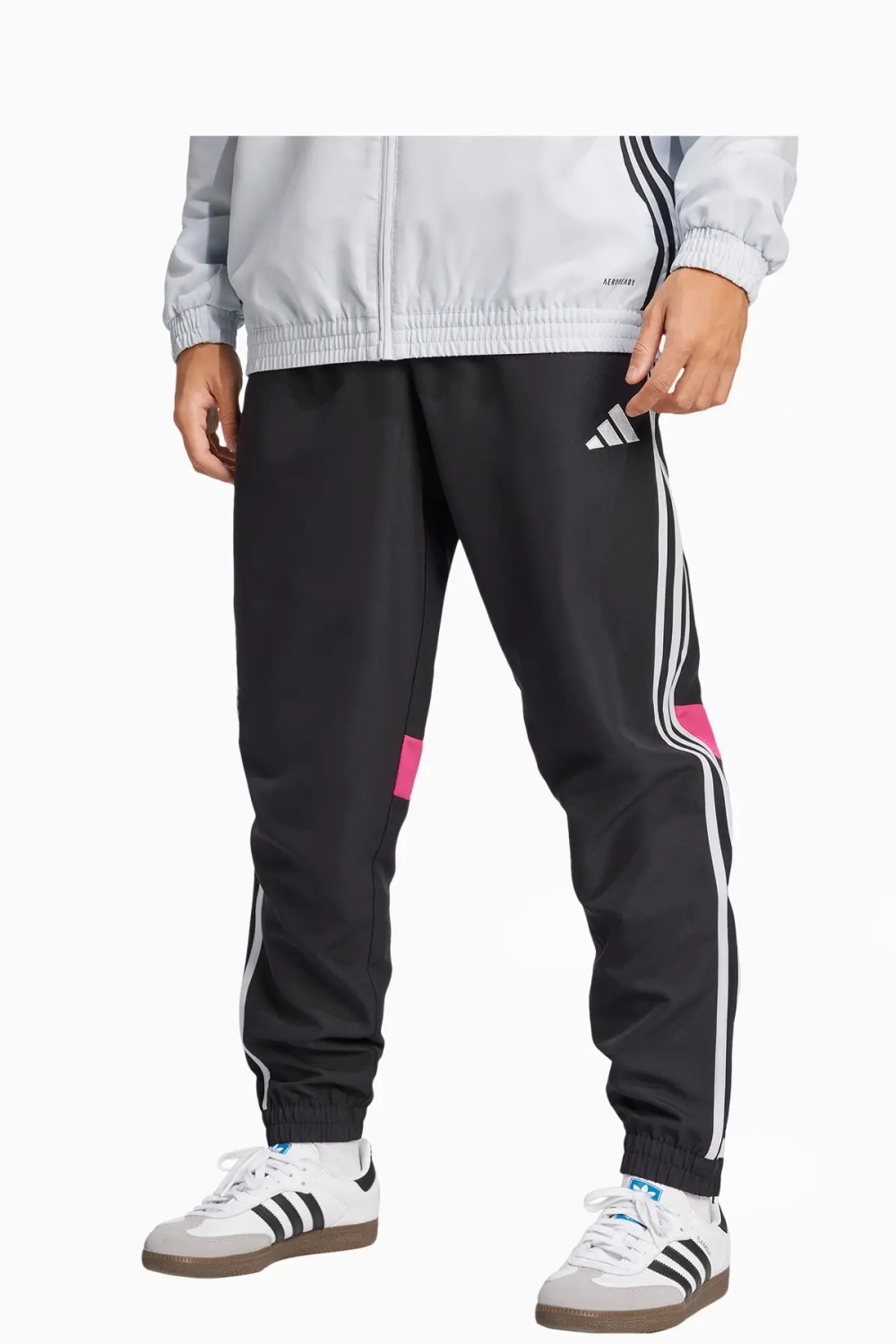 Штаны adidas Tiro 25 Essentials Woven - черный
