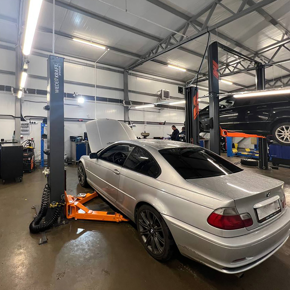 WDK-524N Подъемник двухстоечный с нижней синхронизацией 5 тонн, одност. разбл., 380В