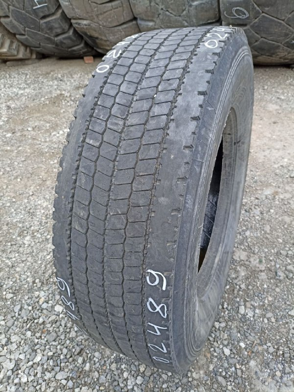 315/70R22.5 Michelin Наварка шина б/у