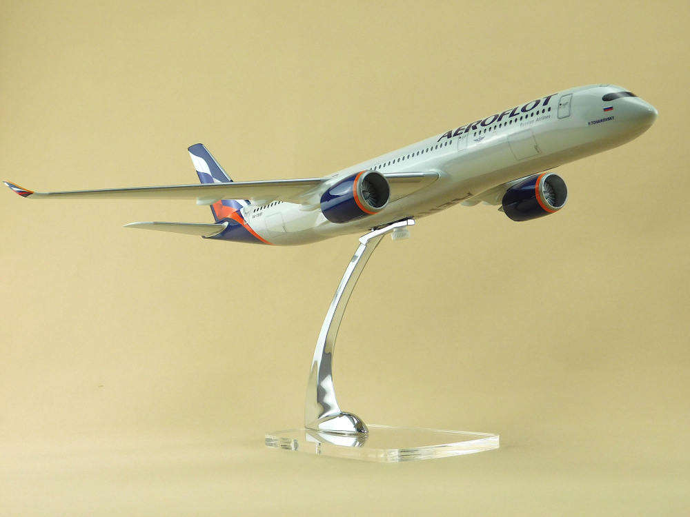 Модель самолета Airbus A350-900 (М1:144, Аэрофлот,RA-73157, П.Чайковский)