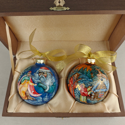 Набор новогодних шаров с ручной росписью "Морозко" и "Серебряное копытце" в футляре