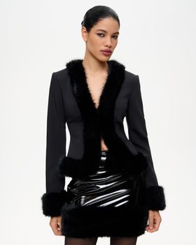 Жакет из костюмной ткани с мехом