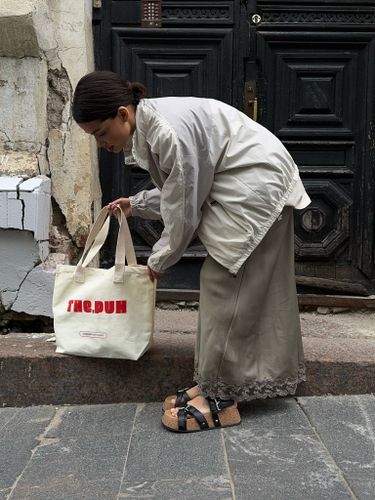 Черные сандалии из кожи на пробковой подошве