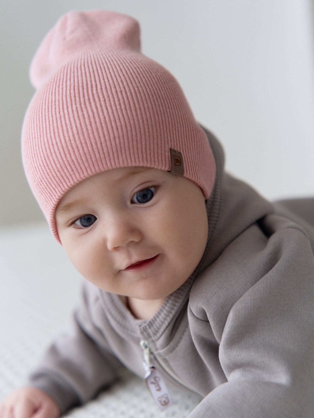 Шапка хлопковая двухслойная "Пыльная роза" 0+