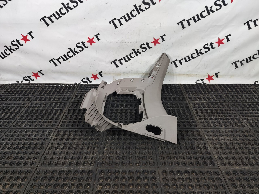 Накладка торпедо правая 2023г