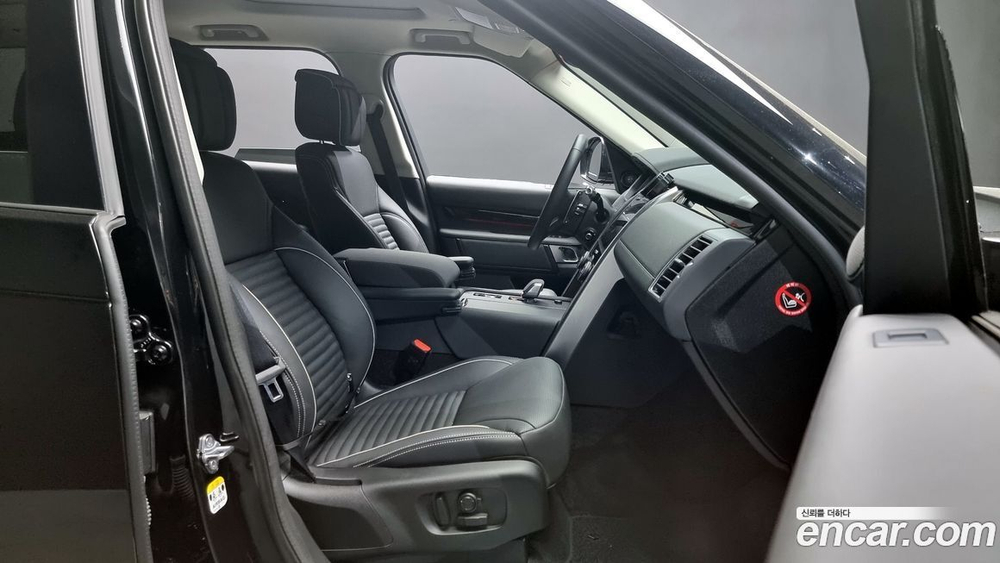 Land Rover Discovery 5 D300 HSE (02.2022)