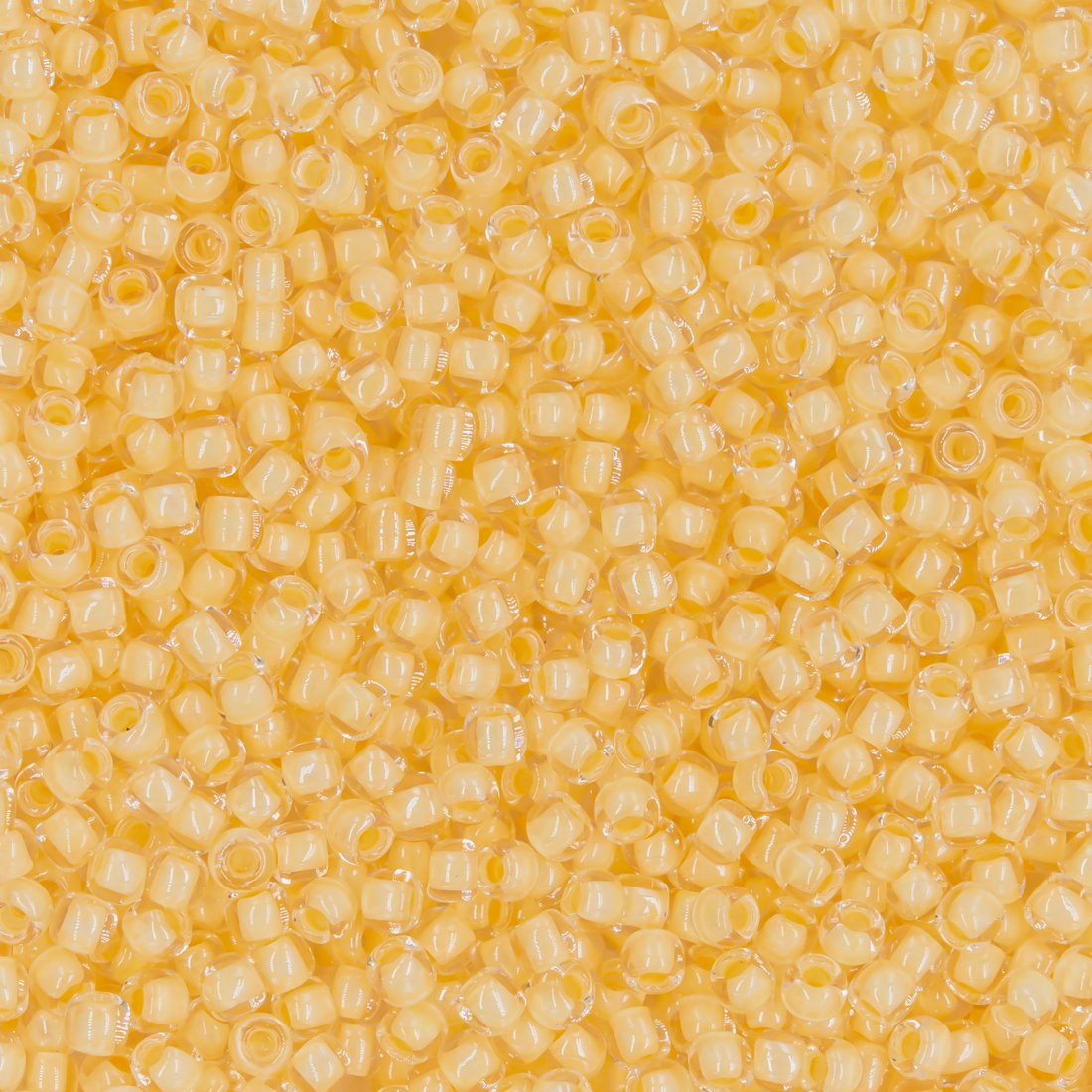 Японский бисер TOHO Round 11/0 (№961), окрашенный изнутри прозрачный