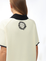 Женский костюм двойка с контрастным воротником