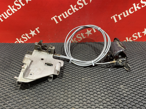 Замки капота (Дефект) 2019г