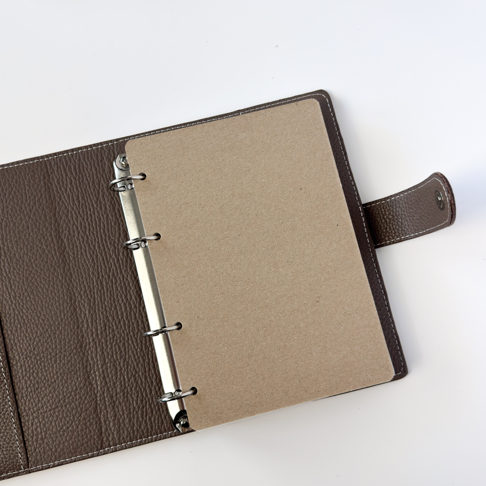 2 серых форзаца из плотного переплетного картона (4/2 кольца)