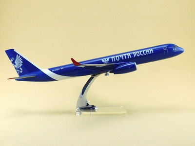 Модель самолета Ту-204-100С (М1:100, Почта России, Петр I)