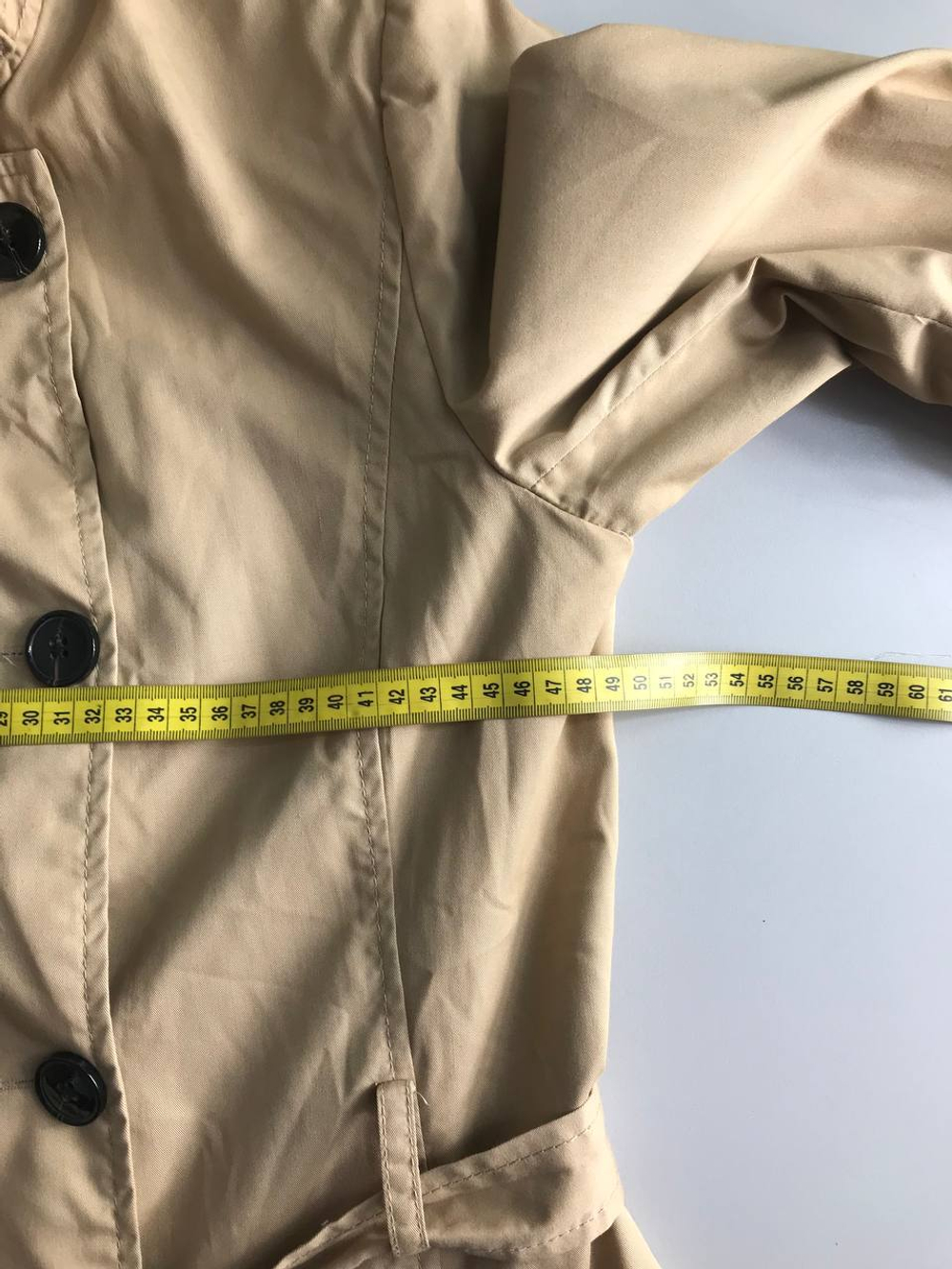 Тренч Stradivarius базового кроя, маркировка XL, визуально на 50 размер