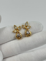 Клипсы с кристаллами Nina Ricci