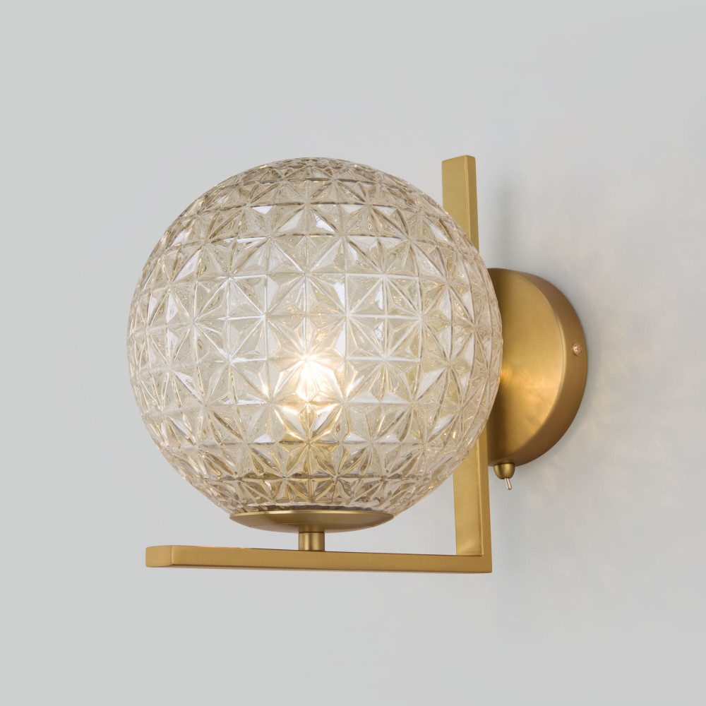 Настенный светильник 70131/1 латунь